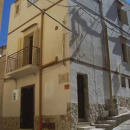 Don Vito's Apartment